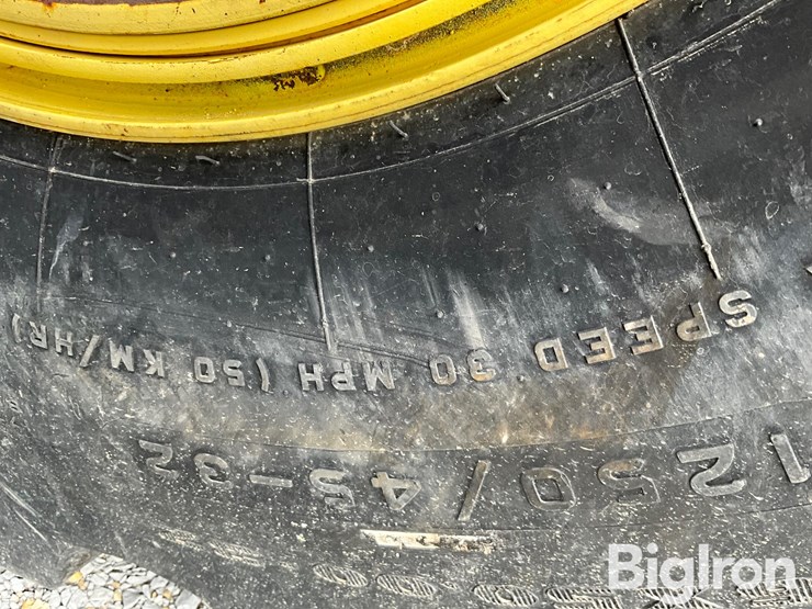 john-deere-10-image-11