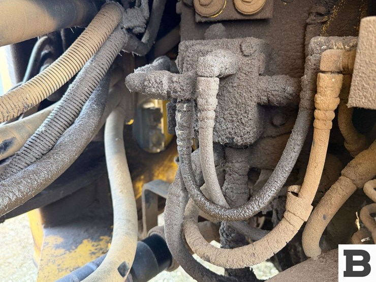 2001-komatsu-wa380-3-image-37