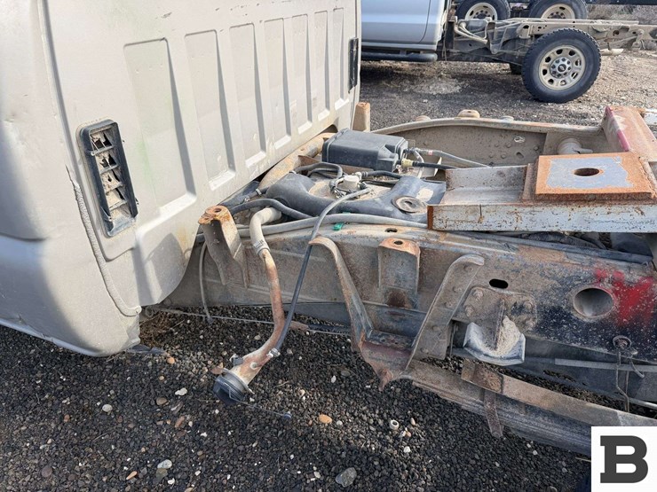 2005-chevrolet-silverado-3500-image-12