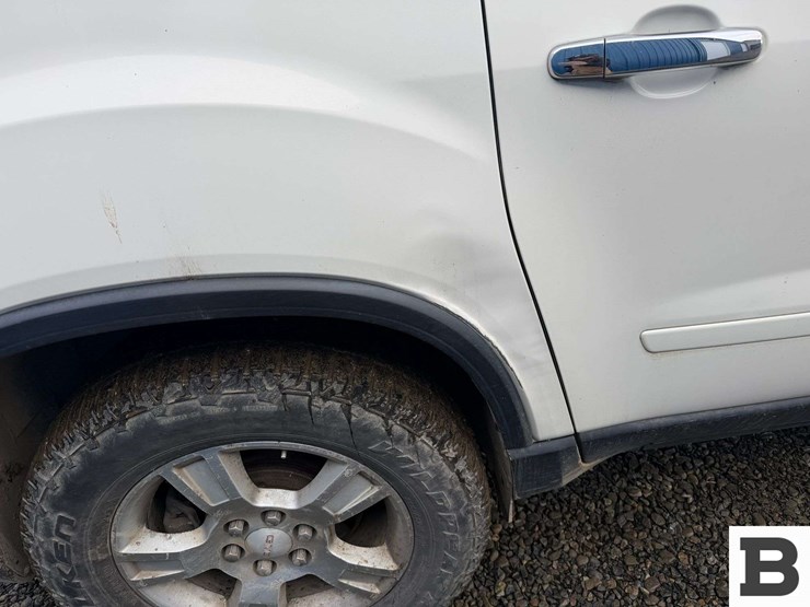 2008-gmc-acadia-image-13