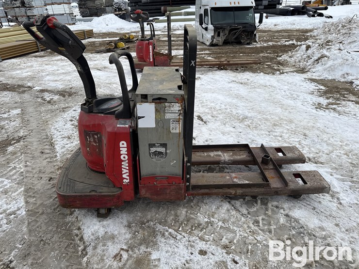 raymond-8400-image-4