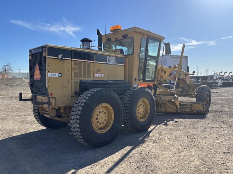 caterpillar-143h-image-3