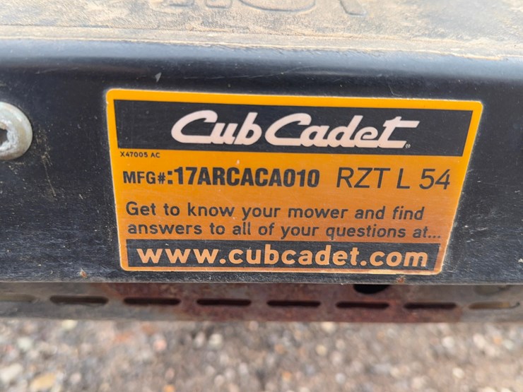 cub-cadet-lawn-mower-image-11