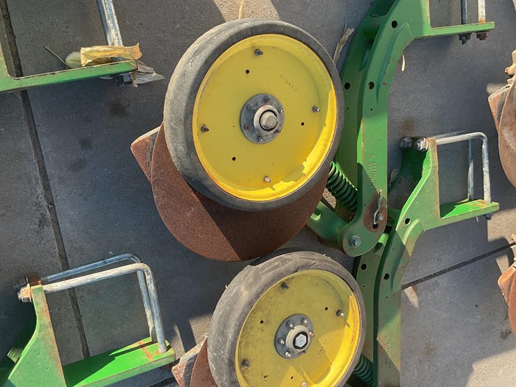 john-deere-1770-image-17