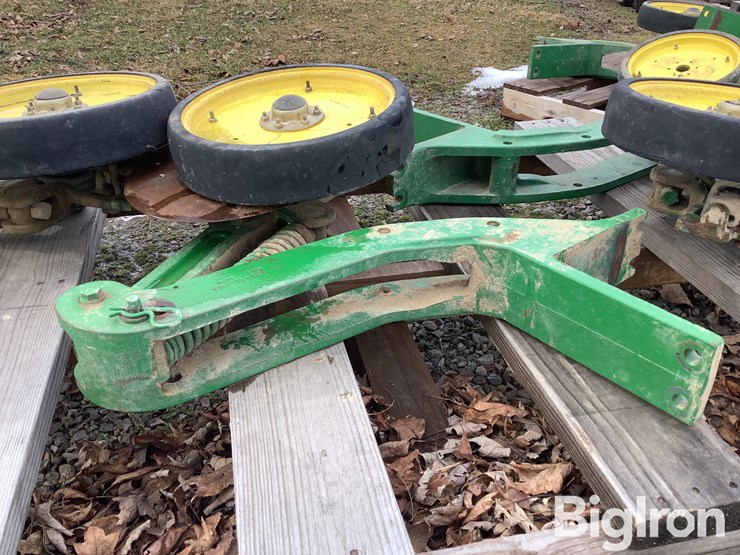 john-deere-1775-image-16