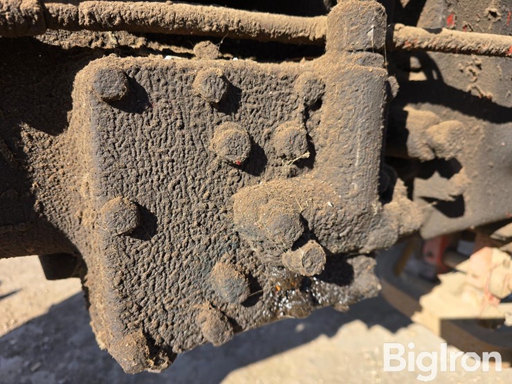 1965-international-656-image-19