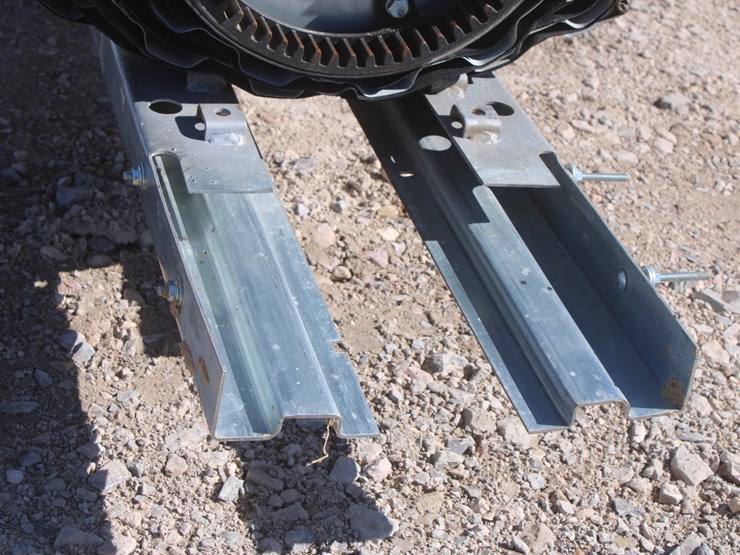 #2072-•-rollup-door-with-hardware-image-8