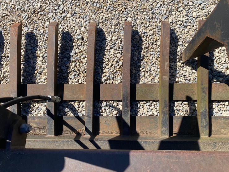 #9124-•-universal-mount-grapple-bucket-(helenville,-wi)-image-6