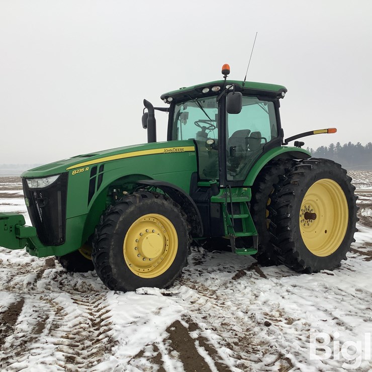 2012 JOHN DEERE 8235R