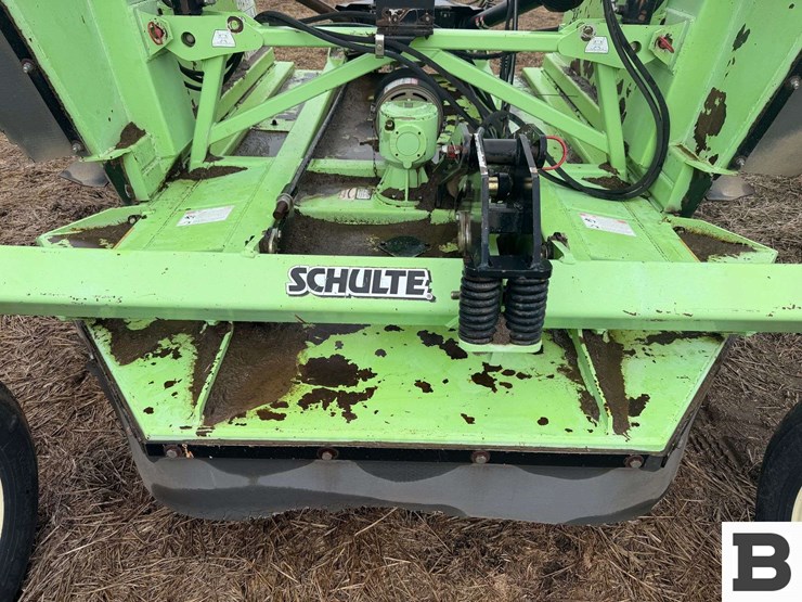 2010-schulte-5026-image-22