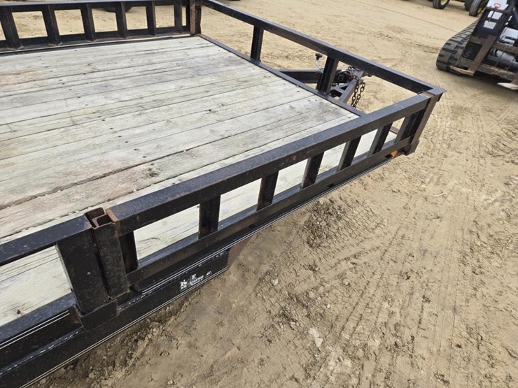 2011-pj-flatbed-image-10