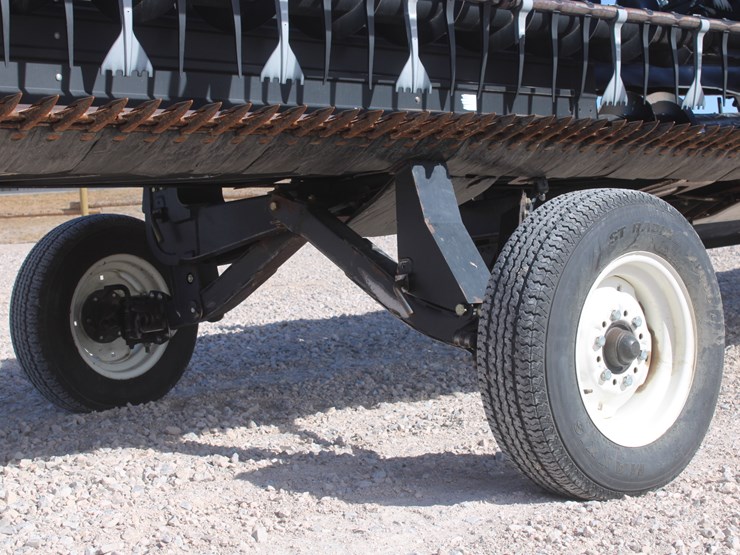 2011-case-ih-2162-image-29