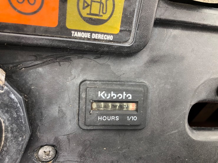 kubota-zd326-image-6