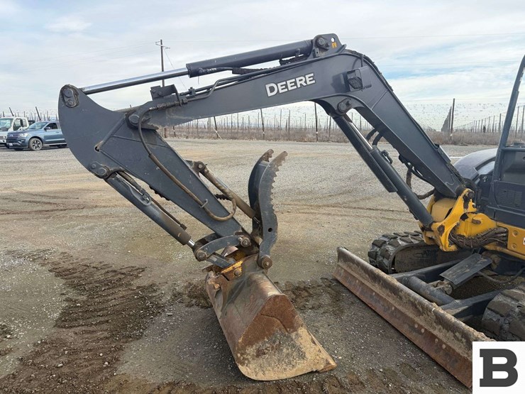 2012-deere-50d-image-39