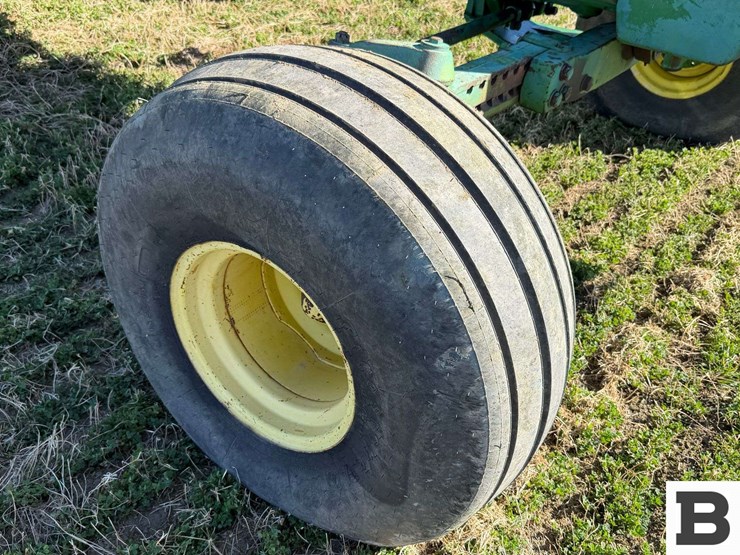 1984-john-deere-4840-image-45