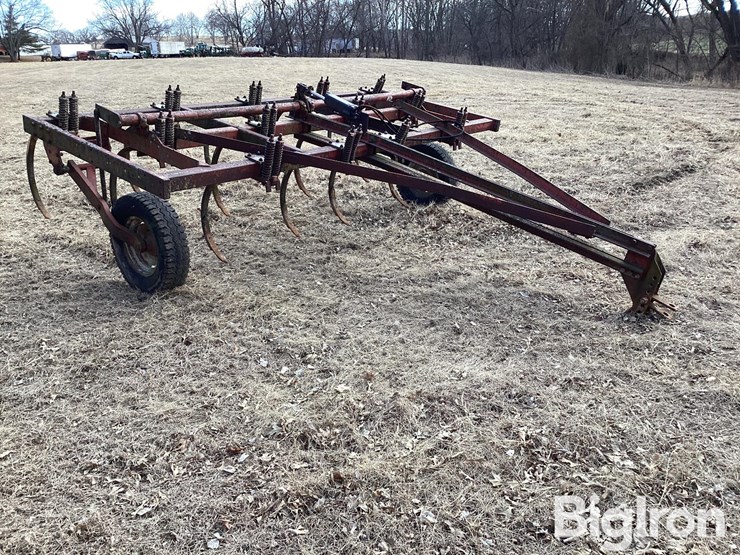 international-13-image-3