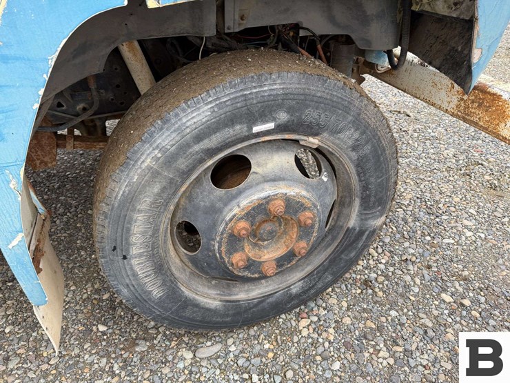 1986-ford-f700-image-20