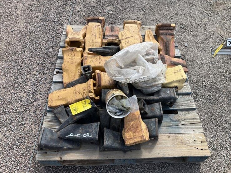 pallet-of-asst-excavator-bucket-teeth-image-5