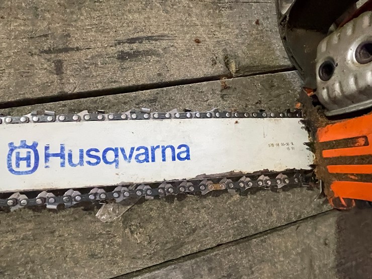 #7201-•-husqvarna-chain-saw-image-15