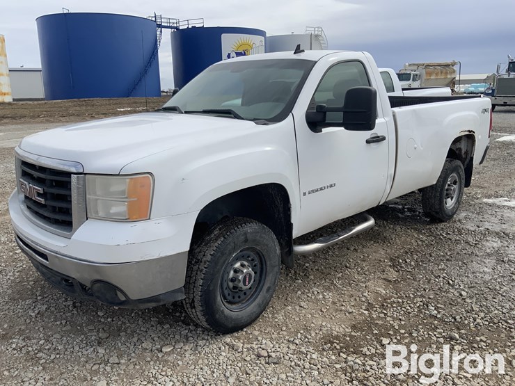 2009-gmc-sierra-2500-image-1