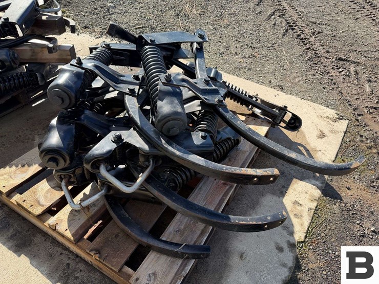 john-deere-true-position-chisel-plow-shanks---lewiston,-id-image-3