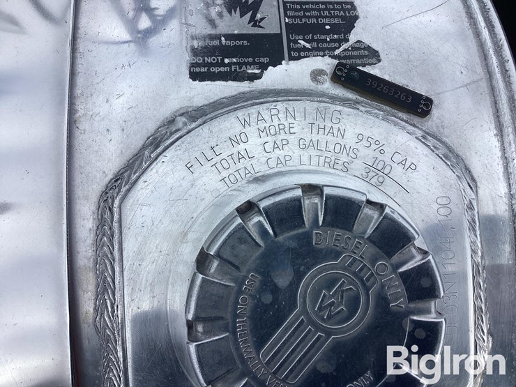 2020-kenworth-t800-image-19