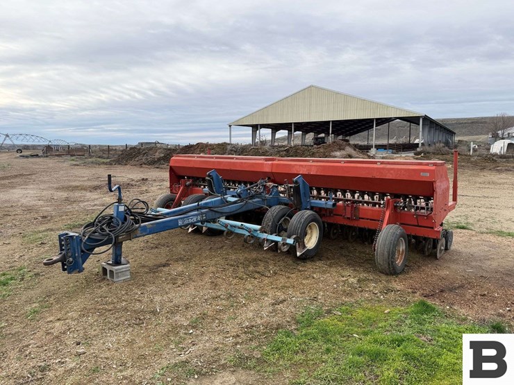 case-ih-5400-image-1