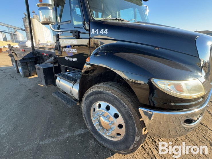 2012-international-durastar-4300-image-15