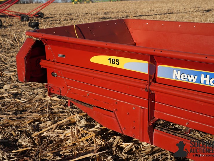 new-holland-185-image-15
