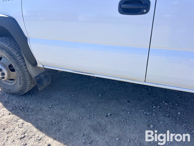 2005-chevrolet-k3500-image-11