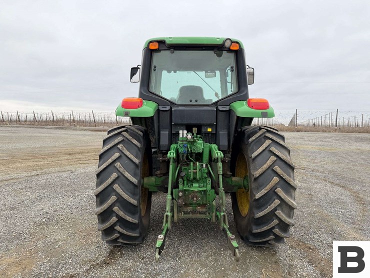 2017-john-deere-6130m-image-5