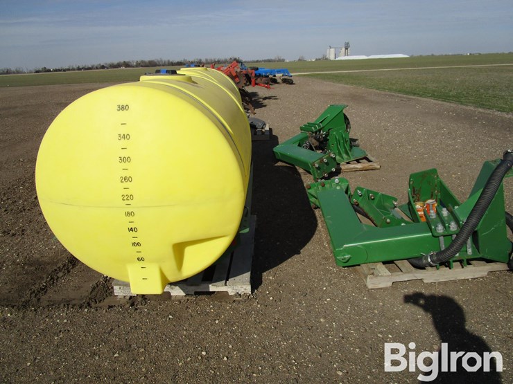 john-deere-8335r-image-8