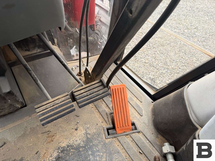 1996-case-ih-5240-image-55