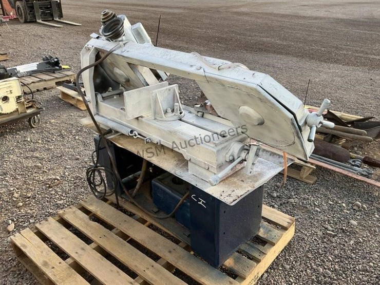 dake-johnson-bandsaw-image-4