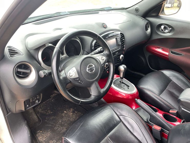 2011-nissan-juke-image-11