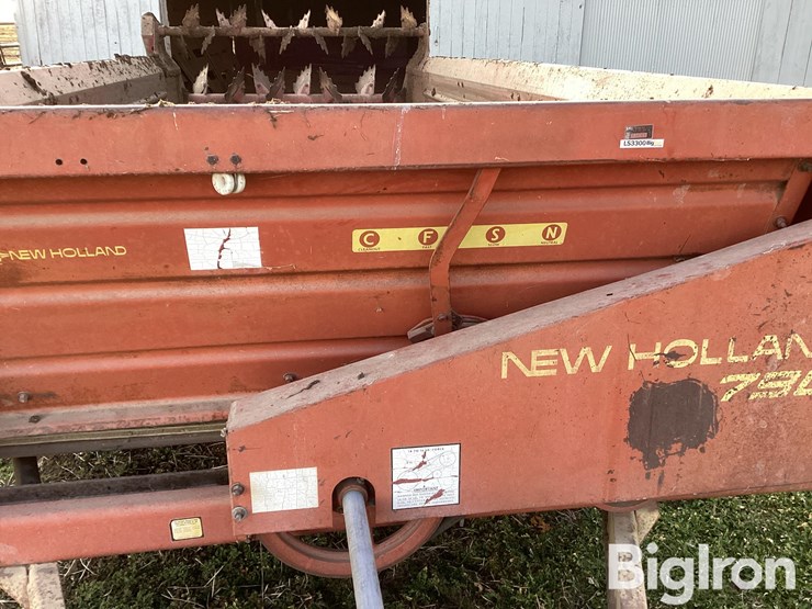 new-holland-790-image-14