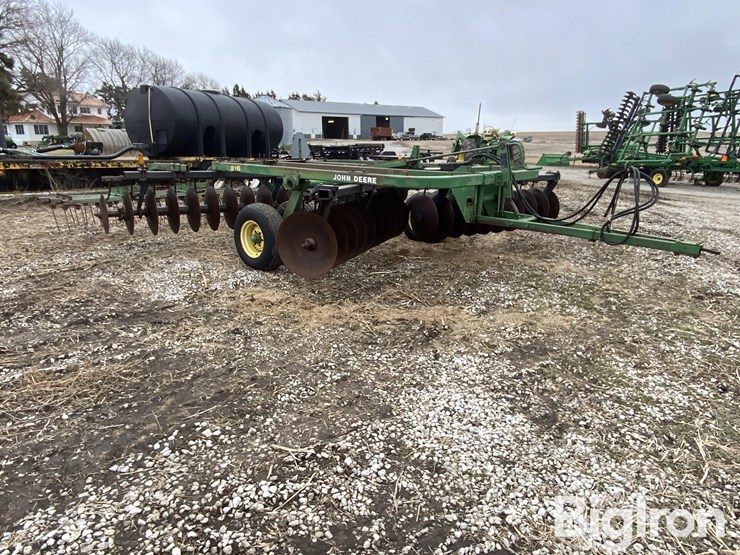 john-deere-215-image-4