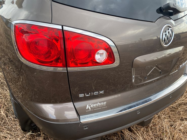 2012-buick-enclave-image-12