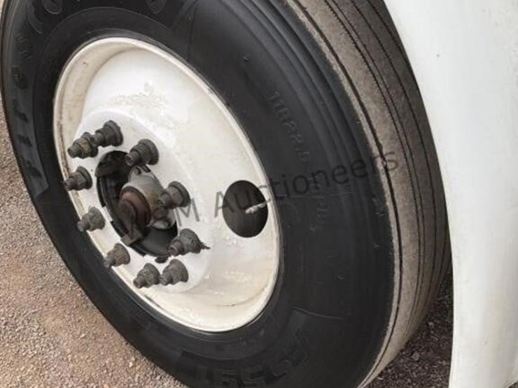 2012-tymco-600-image-9