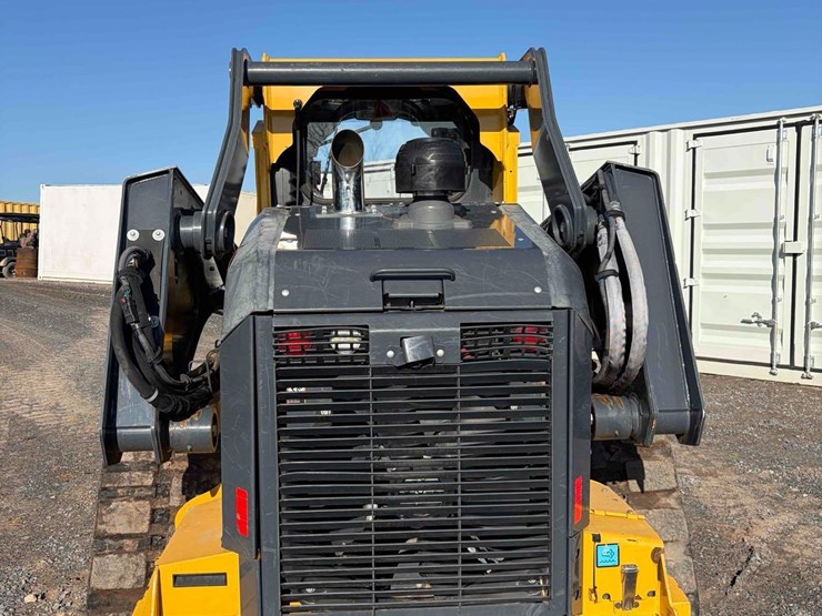 2022-deere-333g-image-5