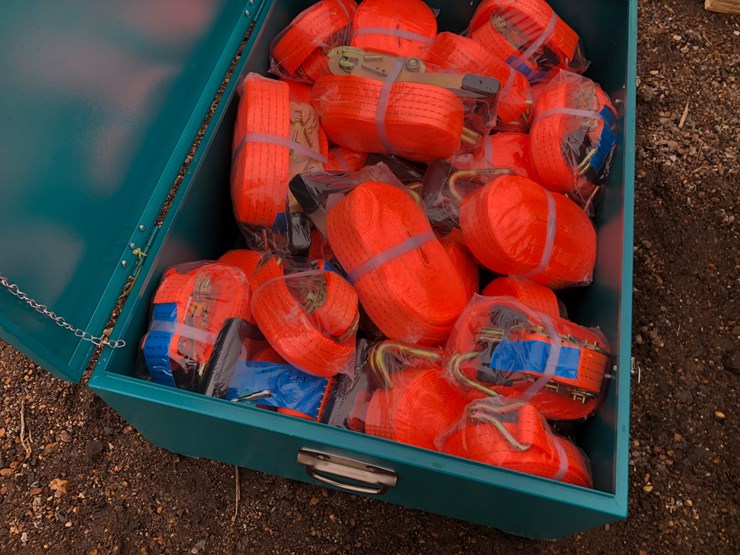 #14-•-24-ratchet-straps-&-metal-box-image-2