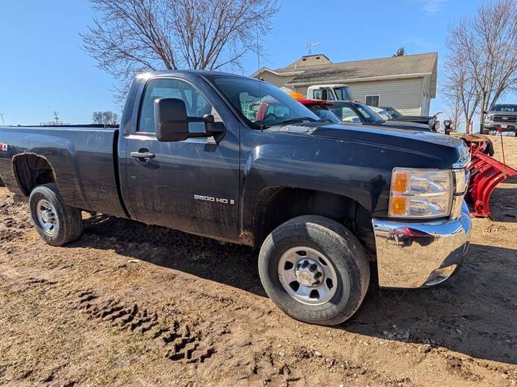 2007-chevrolet-3500-image-3