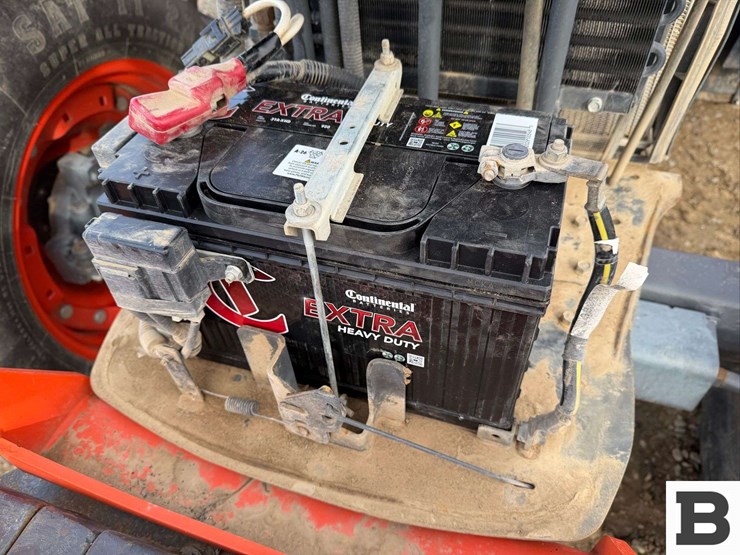 2016-kubota-m5-091-image-31