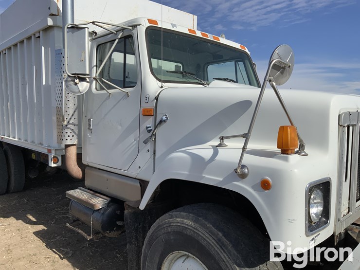 1998-international-f2574-image-12