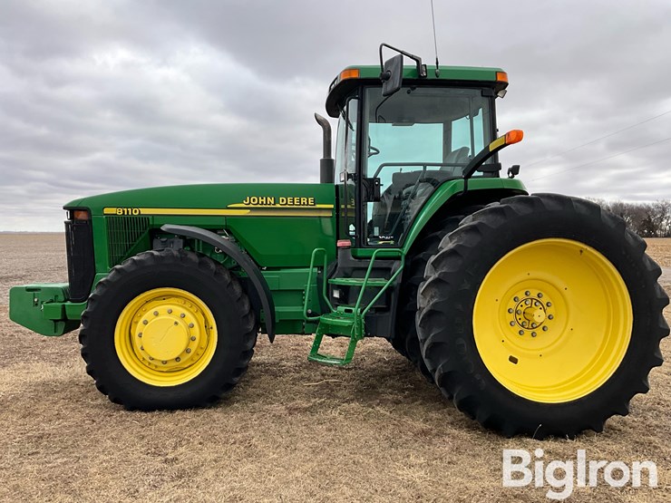 2001-john-deere-8110-image-9