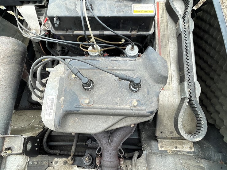 #3444-•-1998-polaris-indy-trail-snowmobile-for-parts-(no-registration-card)-image-19