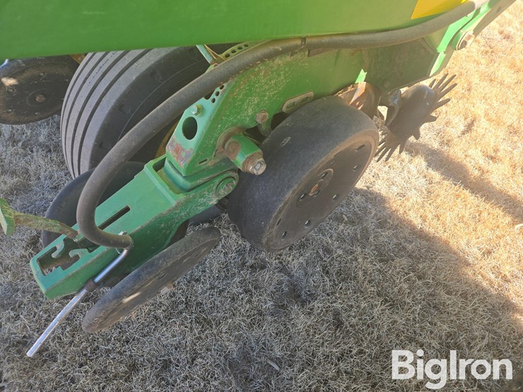 john-deere-1770-image-10