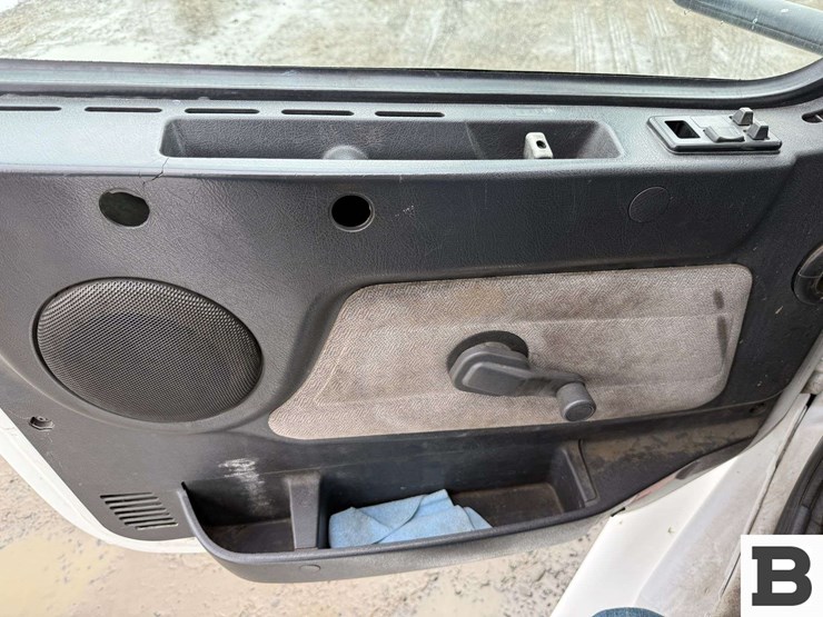 2001-volvo-vnl-tractor-truck---albany,-or-image-61