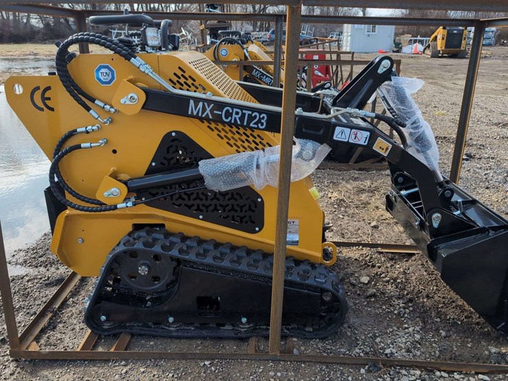 agt-mini-crawler-skid-steer-mx-crt23-*-front-light-bracket-damage-review-photos-image-6
