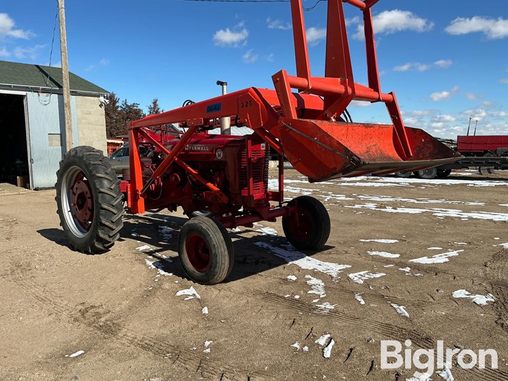 1953-international-super-m-image-3